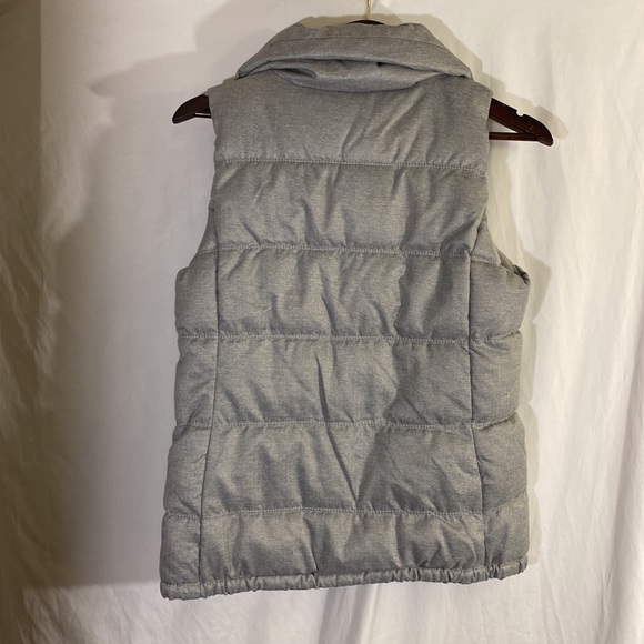 Old Navy woman’s vest size S - Picture 4 of 4
